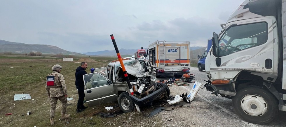 Muş’ta trafik kazası: 1 ölü, 2 yaralı