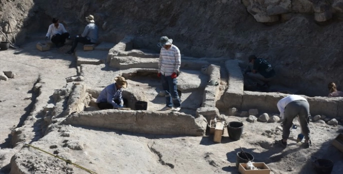 Arslantepe Höyüğü'nde 6 bin 400 yıllık fırın bulundu
