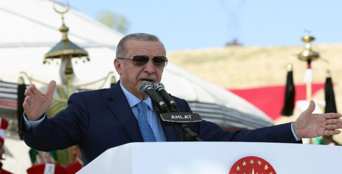 Cumhurbaşkanı Erdoğan: 'Bizler bu toprakların emanetçisi değil asıl sahipleriyiz'