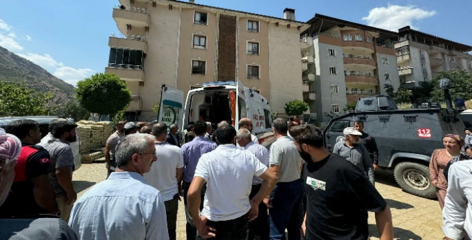 Şemdinli’de asansör boşluğuna düşen işçi hayatını kaybetti