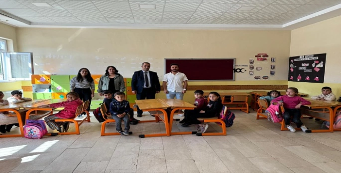Bulanık Milli Eğitim Müdürü Tunçel, köy okullarını ziyaret etti