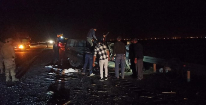 Muş'ta tır ile traktör çarpıştı, 1 kişi yaralandı