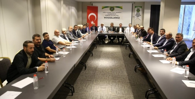 TÜDKİYEB Başkanı Çelik, Doğu ve Güneydoğu'daki besicilerle bir araya geldi
