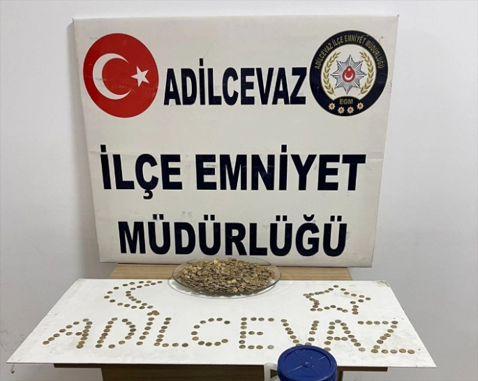 Bitlis'te 900 altın sikke ele geçirildi