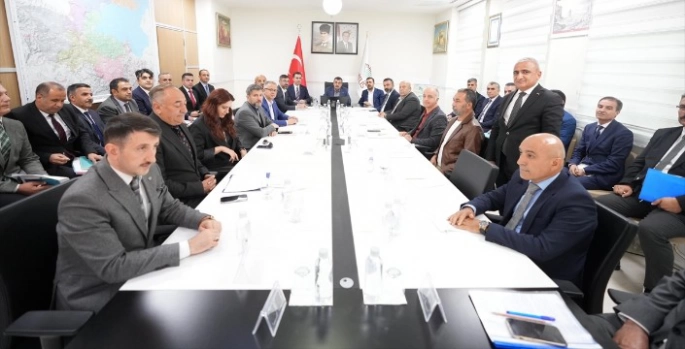 Milli Eğitim Bakanı Tekin, Bitlis'te 'İl Eğitim Değerlendirme' toplantısına katıldı