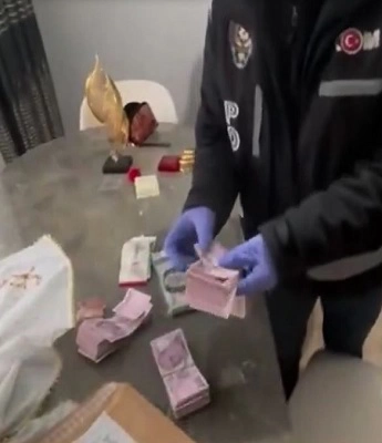 3 ilde tefeci operasyonu: 4 gözaltı