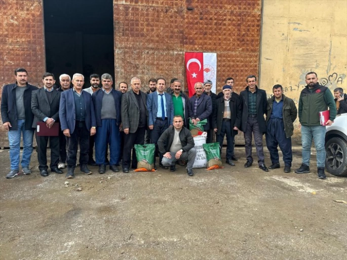 Hakkari'de çiftçilere tohum desteği sağlandı