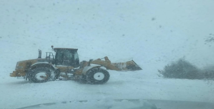 Ardahan'da 136 köy yolu ulaşıma kapandı