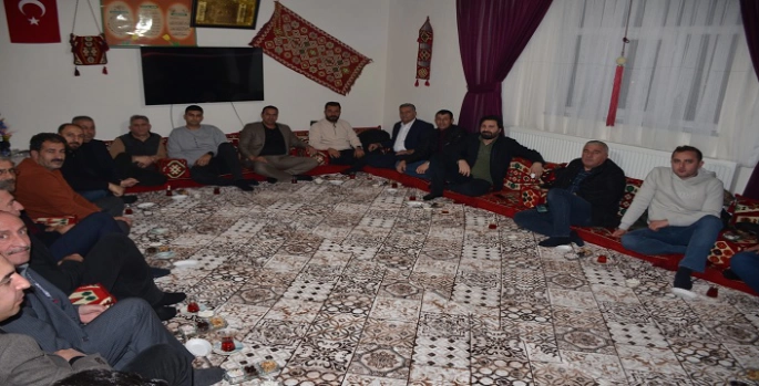 Bulanık Kırkgöz’e Köyünde dost sofrasında bir araya geldiler