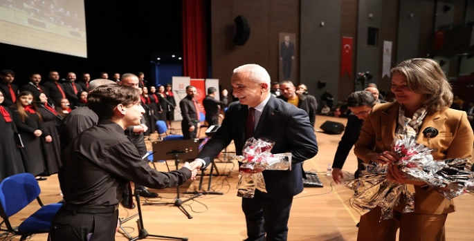 Muş Gençlik Merkezi Türk Müziği Korosu’na büyük ilgi