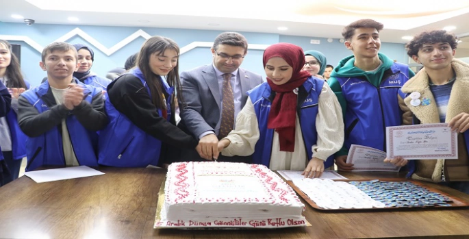 Muş'ta Gönüllüler Günü coşkuyla kutlandı