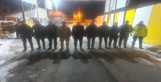 Bulanık Kaymakamı Koşansu’dan yılbaşı gecesi görev başındaki personellere ziyaret
