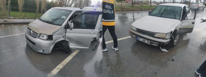 Muş'ta zincirleme kaza: 3 yaralı