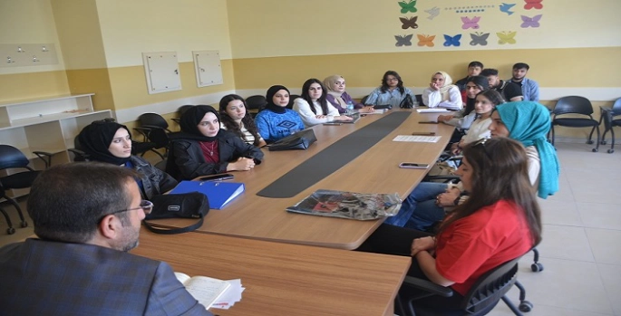Bulanık MYO’da ‘Öğretmenlik Mesleği ve Güncel Sorunlar’ adlı söyleşi ...
