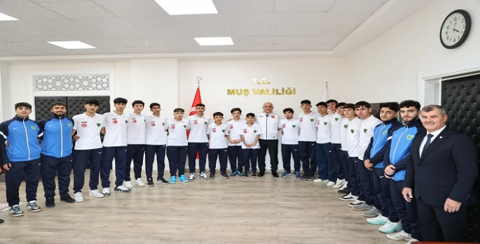 Muş Valisi Avni Çakır’dan 19 Mayıs mesajı
