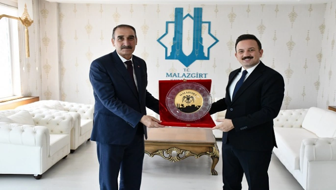 Muş İl Milli Eğitim Müdürü Enver Kıvanç’tan Kaymakam Göksu Bayram’a Veda Ziyareti