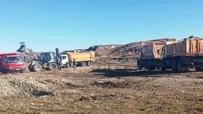 Erentepe Belediyesi Mahallelerin Kum İhtiyacını Karşıladı