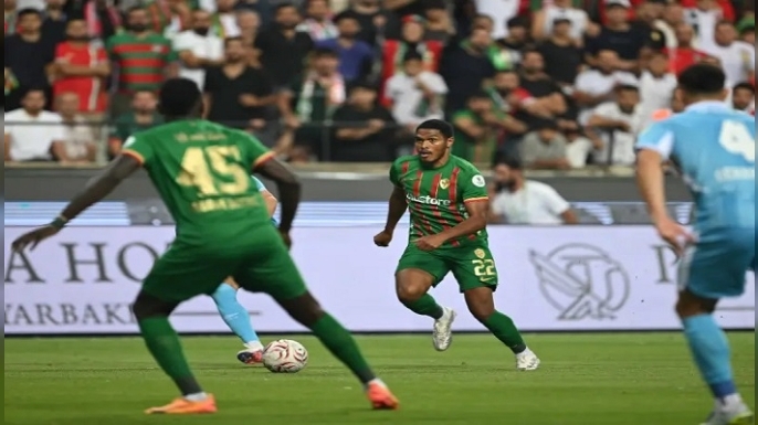 Amedspor’dan Süper Lig’e Muhteşem Başlangıç: Erzurumspor’u 3-0 Yendi