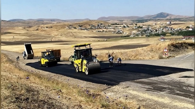 Bulanık’ta Yılların Çilesi Bitiyor! O Yol Nihayet Sıcak Asfalta Kavuştu