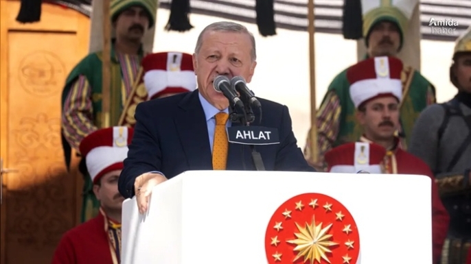 Erdoğan’dan Ahlat’ta Süreç Açıklaması: “Şafak Sökmüştür”