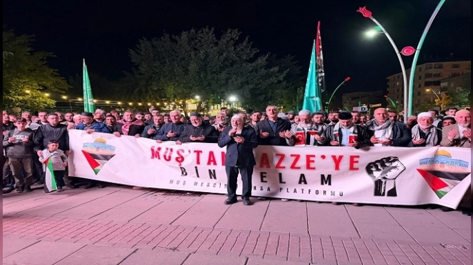 Muş'ta yüzlerce kişi "Özgür Filistin" için yürüdü