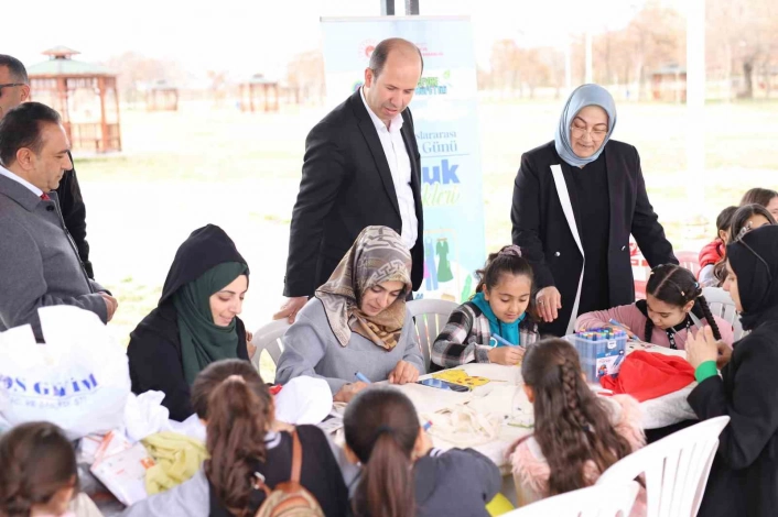Van Büyükşehir Belediyesi'nden Tekstil ve Modada Sıfır Atığa Doğru temalı etkinlik