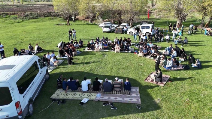 ‘Bir sure bir sahabe’ yarışması düzenlendi
