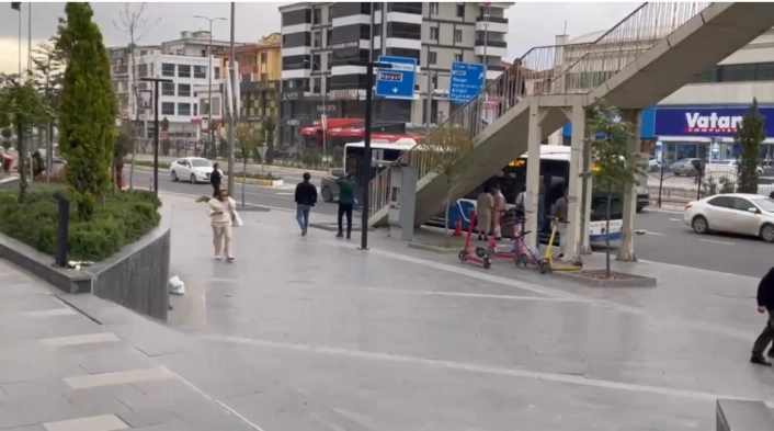 Elazığ'da şiddetli fırtına etkili oldu
