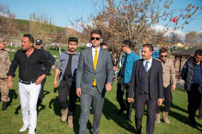 Erciş'te ''Uluslararası İnci Kefali Göçü Kültür ve Sanat Festivali'' için hazırlıklar sürüyor