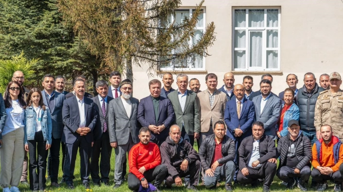 Erzincan'da ''Değer Erzincan Spor Kulüpleri'' toplantısı yapıldı