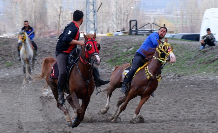 Erzurum'da asırlardan bu yana devam eden ata sporu