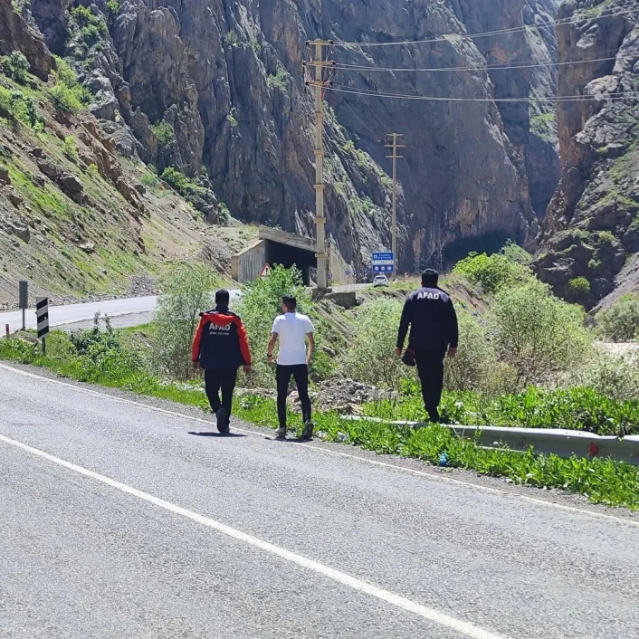 Hakkari'de 20 gündür kayıp kadını arama çalışmaları sürüyor