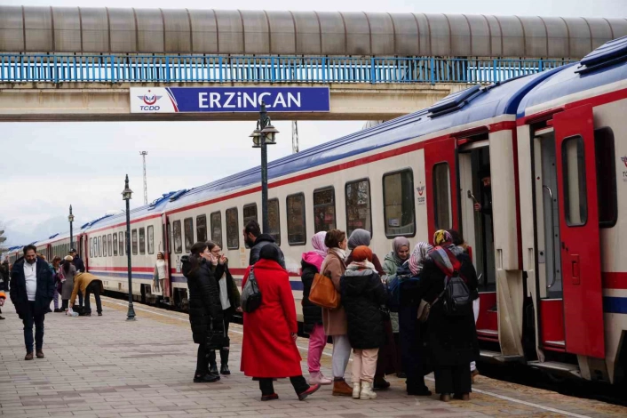 Hanehalkı'nın seyahat harcaması 2024 yılında 419 milyar 300 milyon 959 bin TL oldu