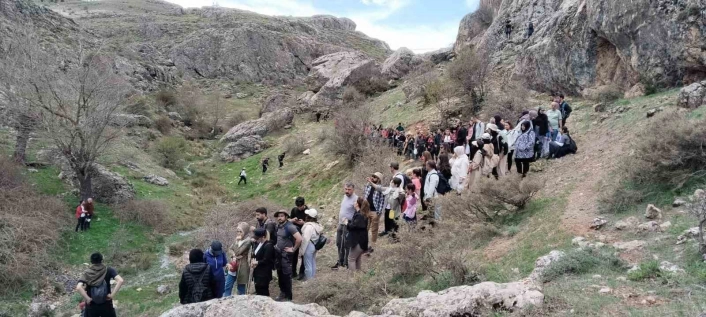 Ölbe Vadisi'nde doğa yürüyüşü düzenlendi