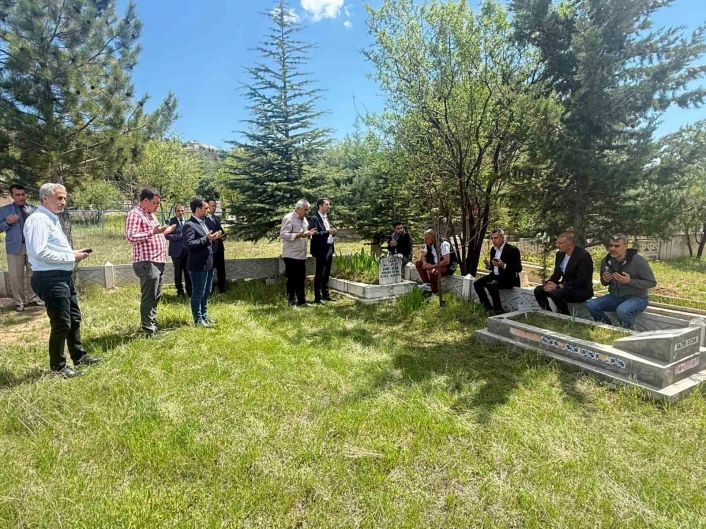 Ahmet Aytar Elazığ'da kabri başında anıldı