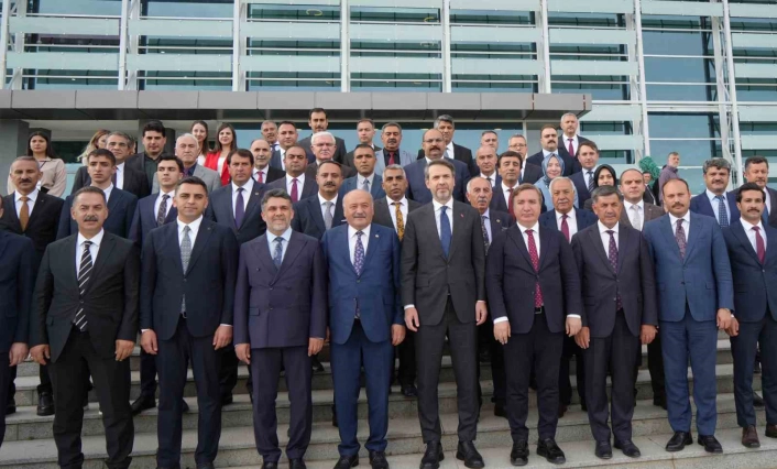 Bakan Bayraktar: 'Erzincan'dan enerji almaya geldik'