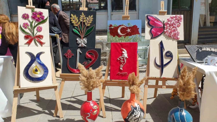 Başkale ADEM'den yılsonu sergisi