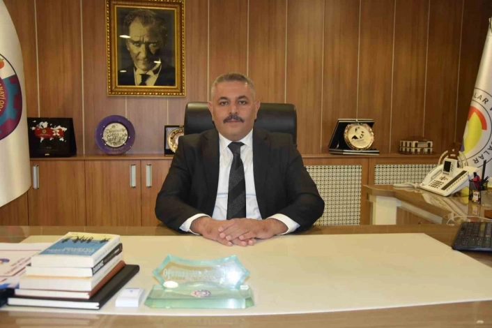 Başkan Sadıkoğlu: ‘Süre uzatımı önemli ancak iş yerlerinin teslimine kadar sürmesi gerekli’