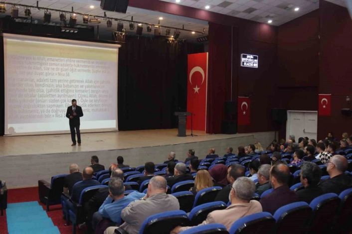 Elazığ'da Kamu Etik Kuralları Eğitimi konulu seminer düzenlendi