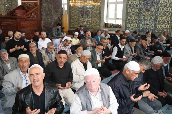 Elazığda Kuran ziyafeti