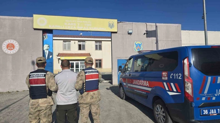 Kars'ta dolandırıcılık suçundan hapis cezası bulunan 1 kişi yakalandı