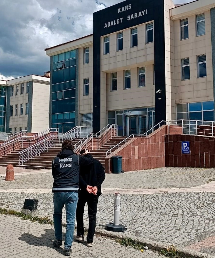 Kars'ta torbacı operasyonu