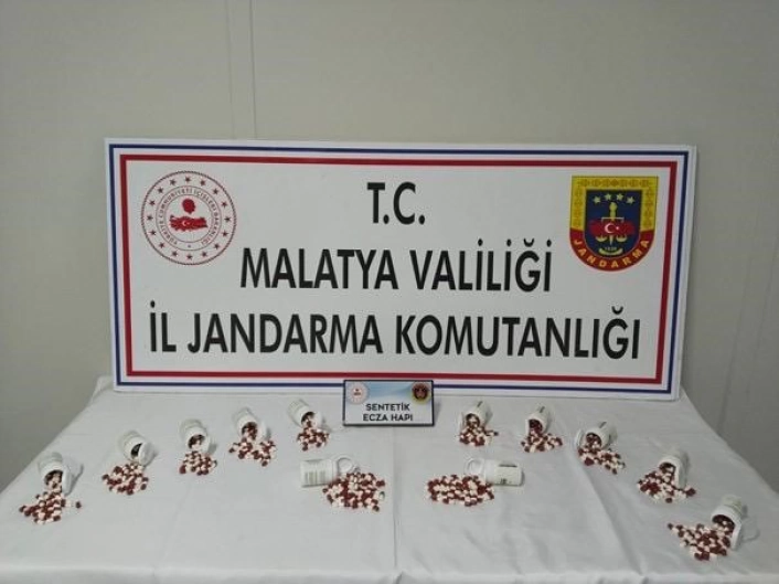 Malatya'da jandarmadan uyuşturucu operasyonu: 2 kişi tutuklandı