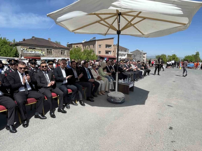 Malazgirt'te 19 Mayıs coşkusu
