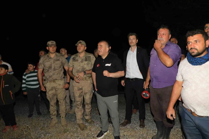 Maden'de 3 noktada yangın: bir ev kısmen yandı