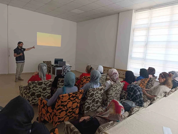 En iyi polis annedir eğitimi Vefa Konağında verildi