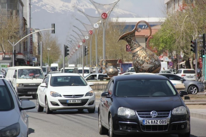 Erzincan'da araç sayısı 79 bin 988 oldu
