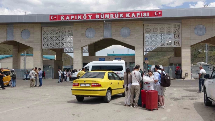 İran-İsrail çatışmalarının 6'ncı gününde Kapıköyde yoğunluk azaldı