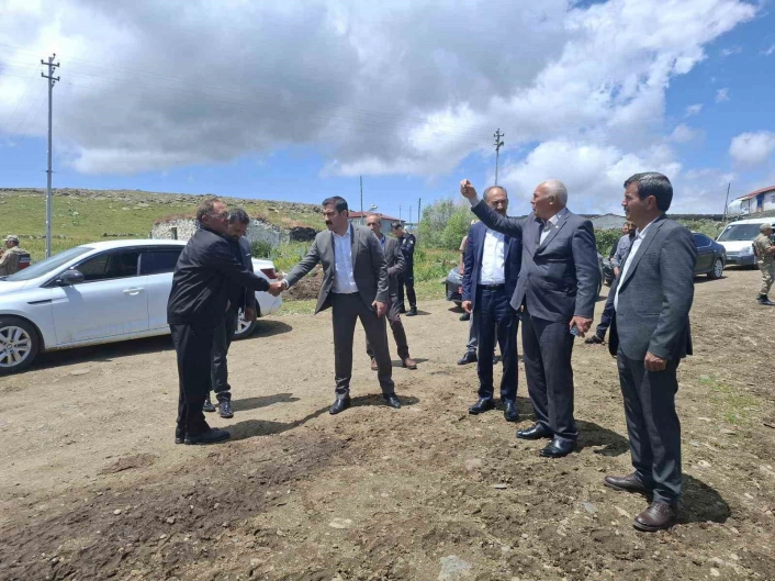 Kaymakam Akköz, Kıraç köyünü ziyaret etti