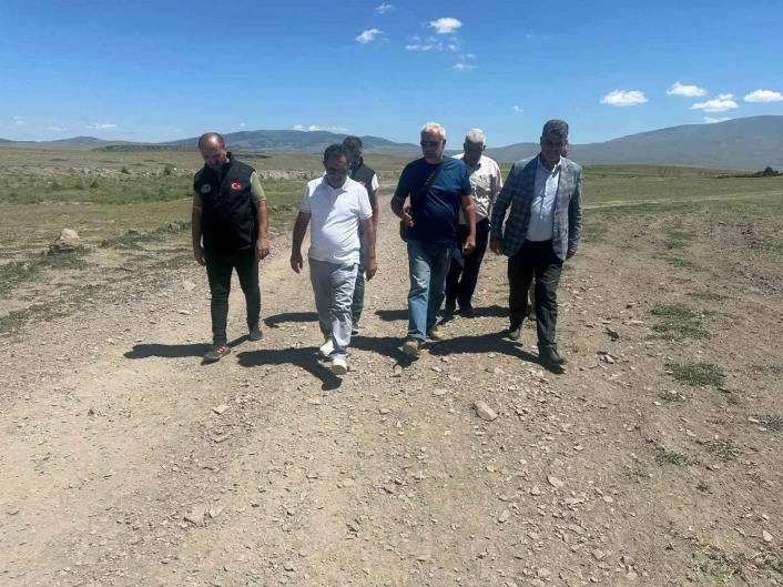 Sarıkamış'ta Özel İdare su sıkıntısı yaşayan köylerinin su sorununu çözüyor